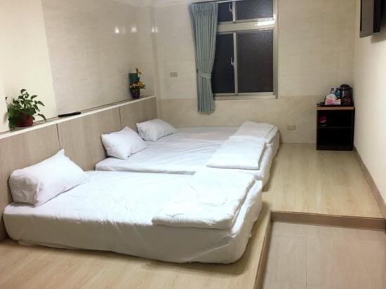Home Run Homestay Dongyin Экстерьер фото